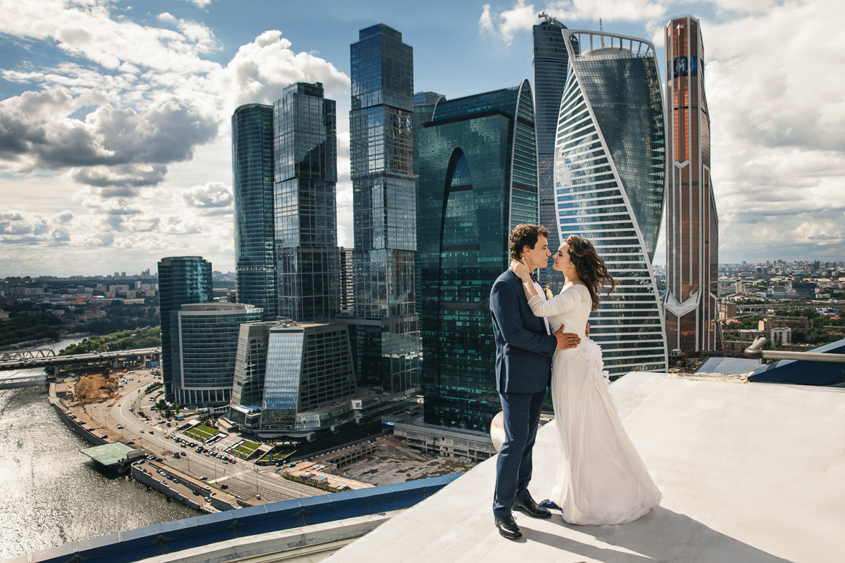 Крыша Башни 2000 с видом на Москву, от которого захватывает дух Крыша Башни 2000 с видом на Москву, от которого захватывает дух