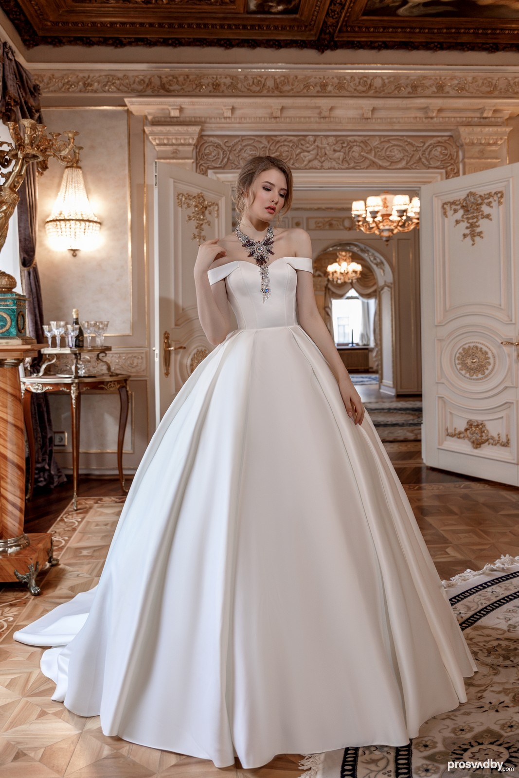 Aurora Couture
