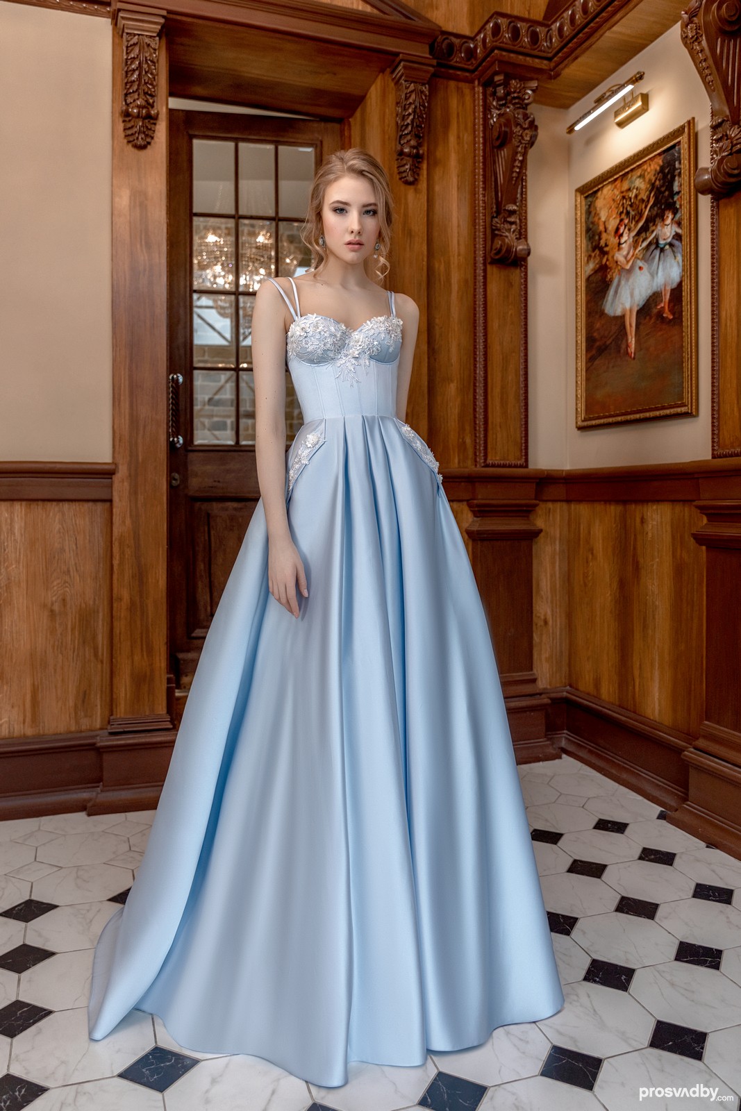 Aurora Couture