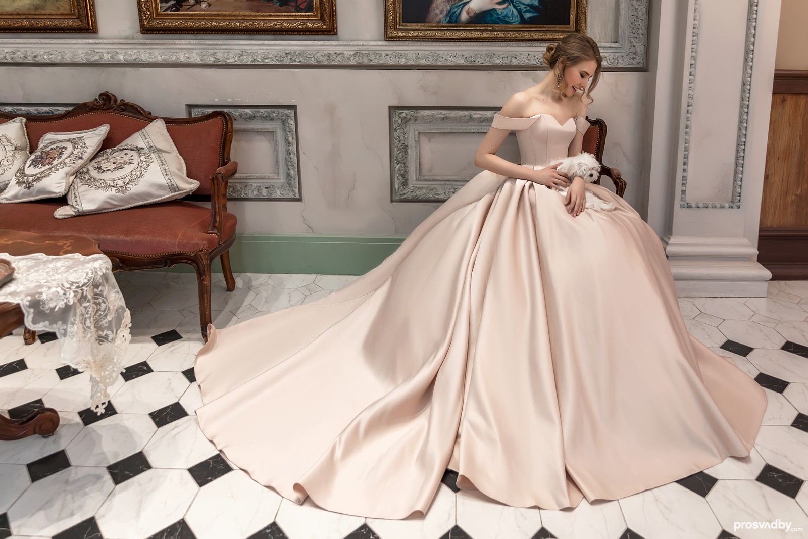 Aurora Couture