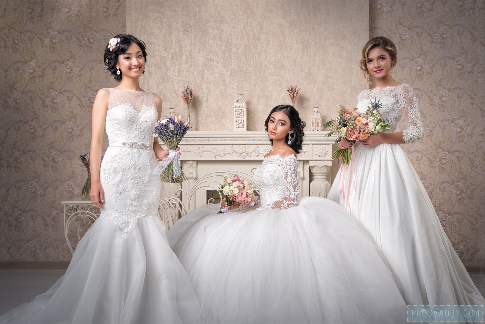 Сабина, Индира и Анастасия прошли наш кастинг и получили персональную фотосессию и преображение в стиле Утро невесты.