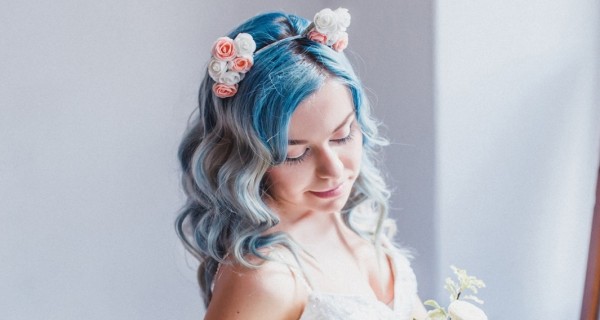 Я очарована... 4 образами невесты с розовыми и голубыми волосами Я очарована... 4 образами невесты с розовыми и голубыми волосами