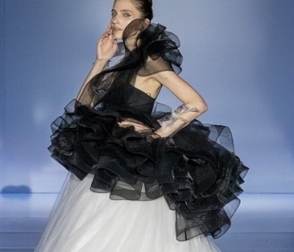 Светлана Евстигнеева, дизайнер и владелица бренда Svetlana Evstigneeva (Москва): «Первое свадебное платье я сшила для своей подруги».